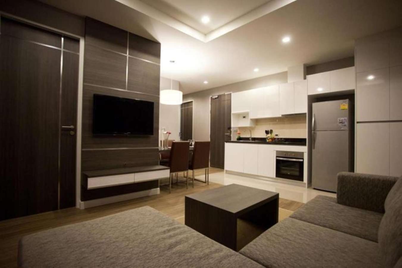 J Residence Thonglor 8 Бангкок Екстер'єр фото